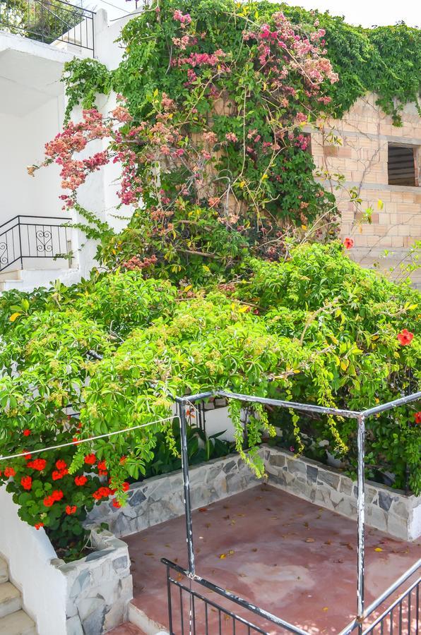 Kalypso Aparthotel Agia Galini Exterior foto